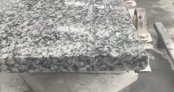 襄阳芝麻白楼梯踏步 芙蓉白