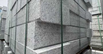 襄阳芝麻白路牙石 马路牙子