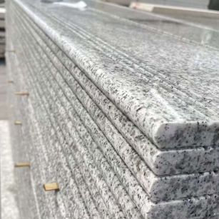 襄阳芝麻白楼梯踏步 花岗岩楼梯板材